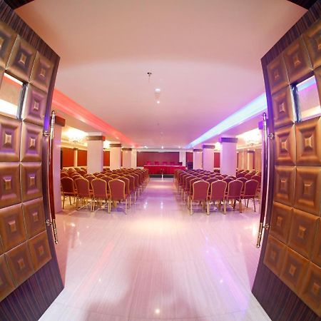 Hotel Park Residency Nilambūr Екстериор снимка