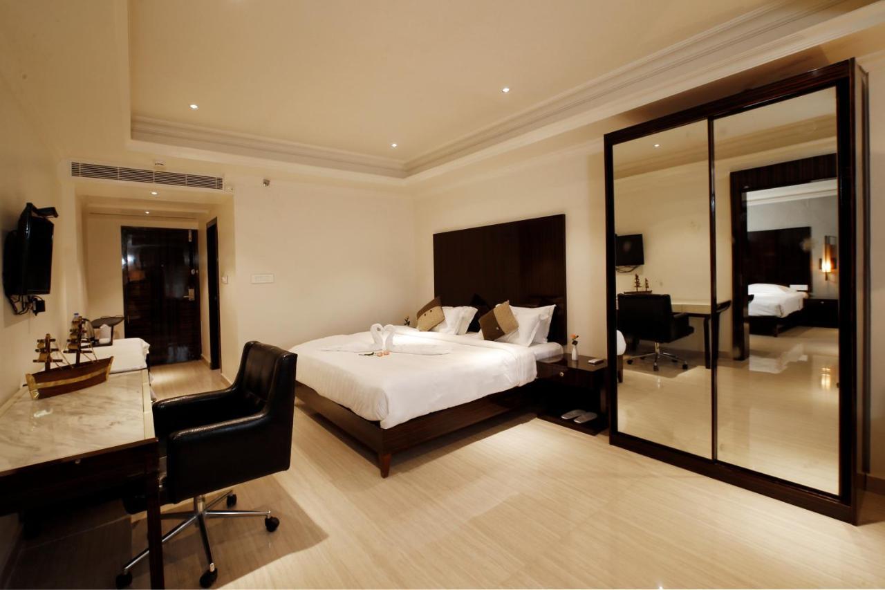 Hotel Park Residency Nilambūr Екстериор снимка