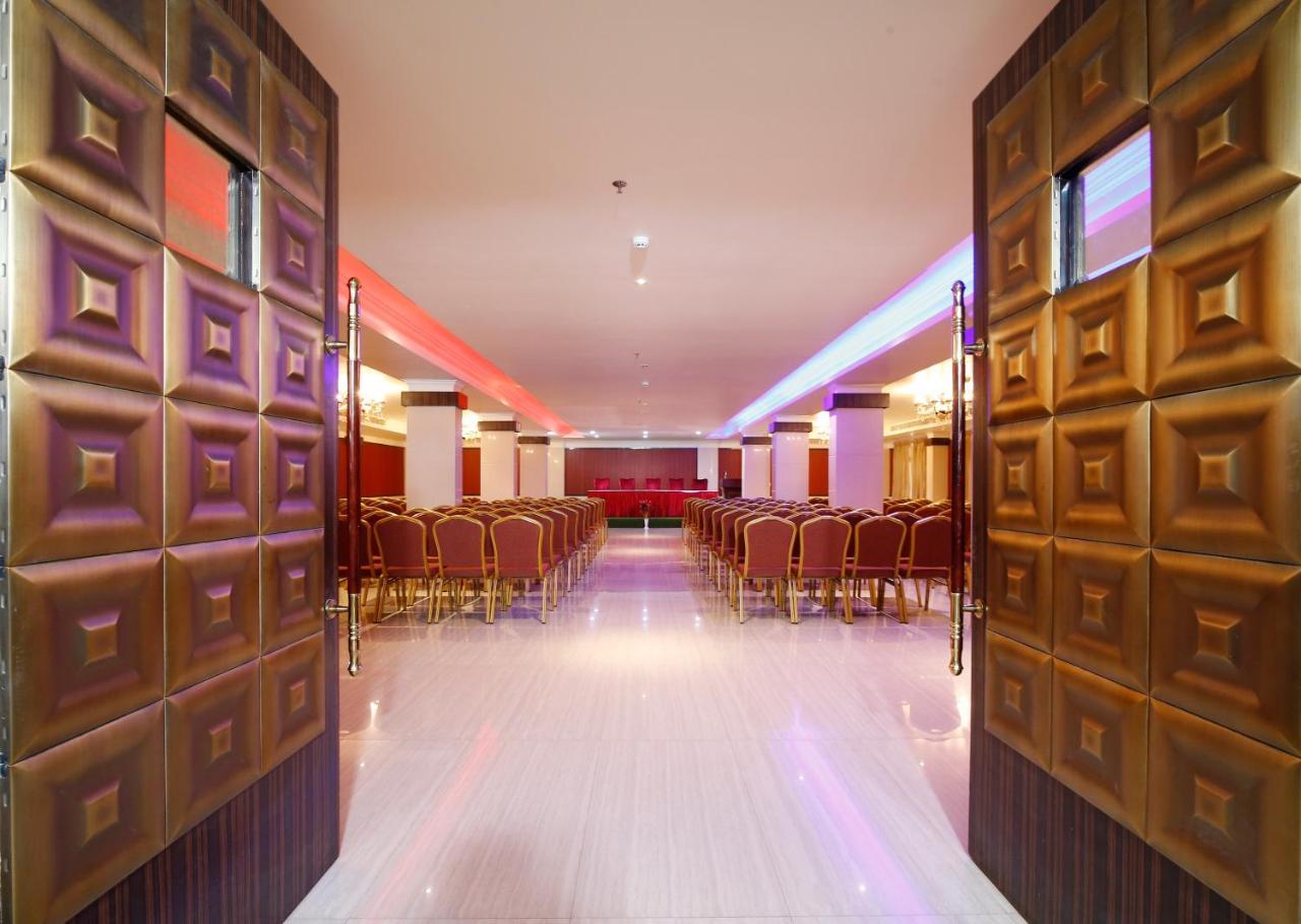Hotel Park Residency Nilambūr Екстериор снимка