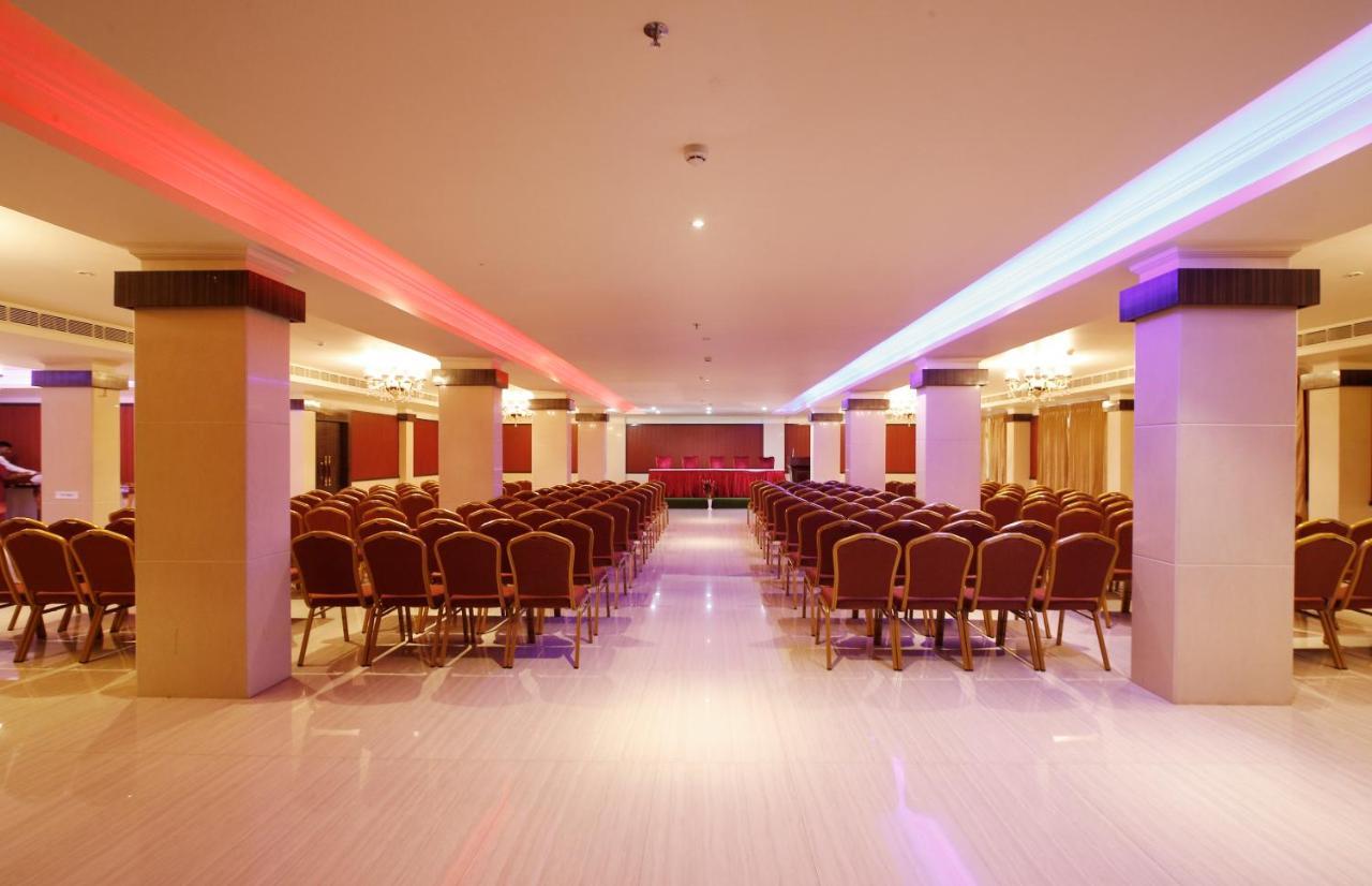 Hotel Park Residency Nilambūr Екстериор снимка